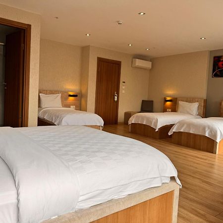 Innport Hotel Гебзе Экстерьер фото