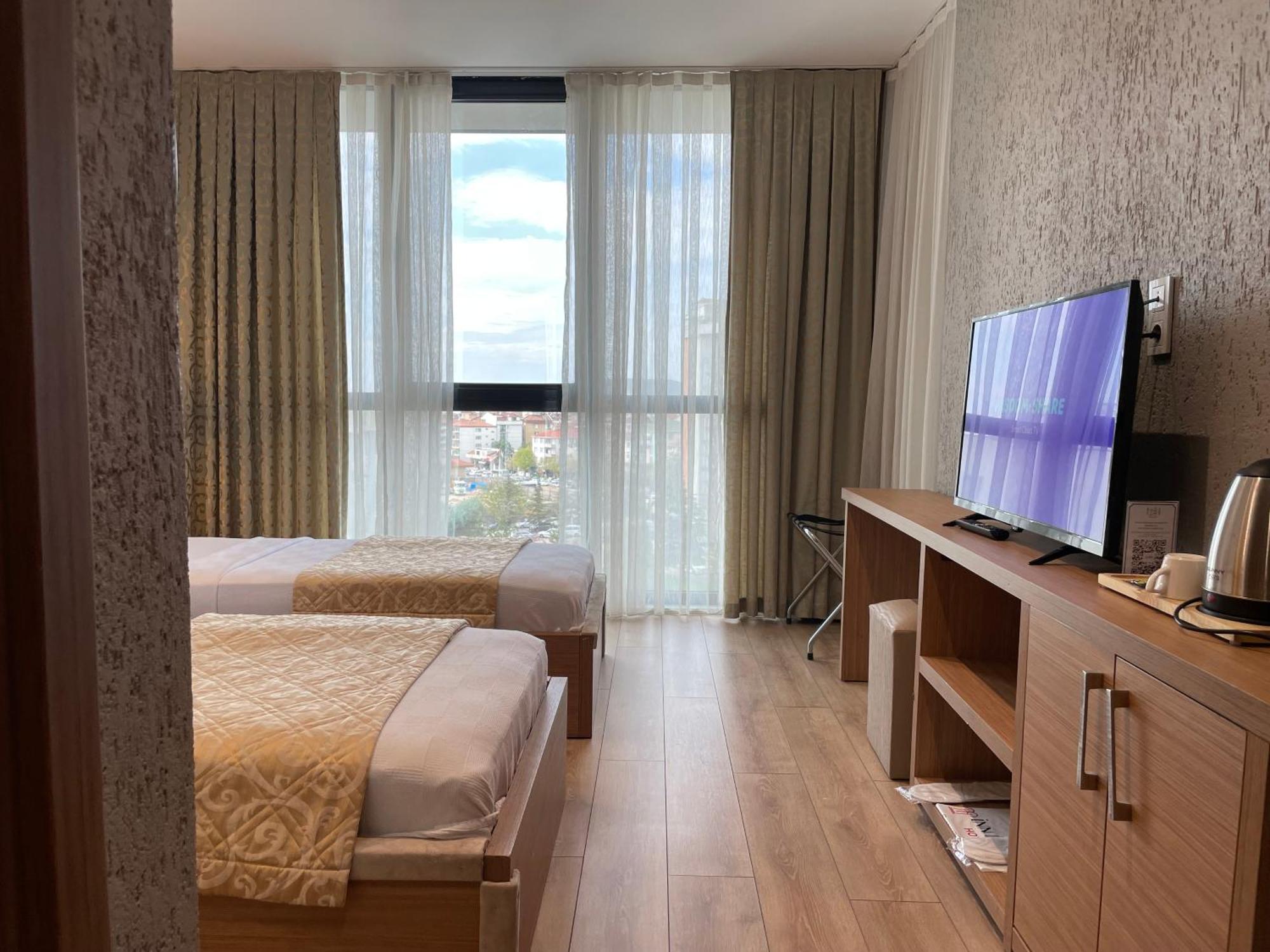 Innport Hotel Гебзе Экстерьер фото