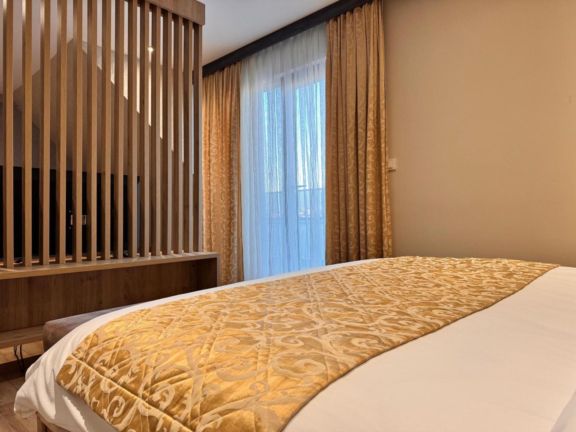 Innport Hotel Гебзе Экстерьер фото