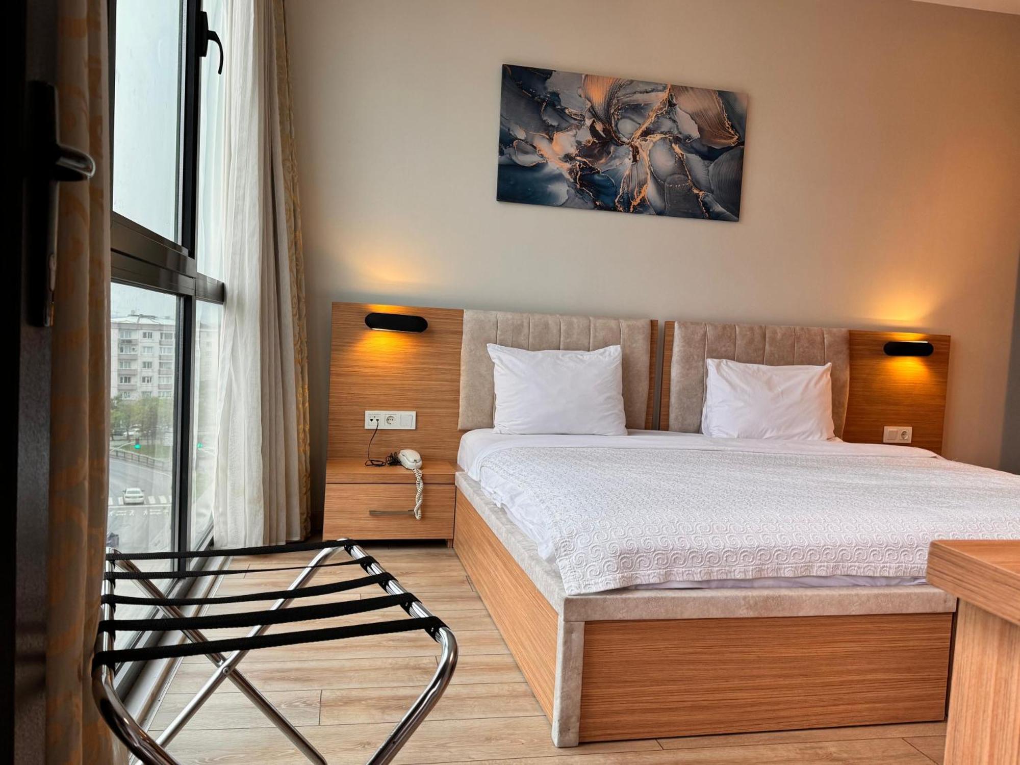 Innport Hotel Гебзе Экстерьер фото